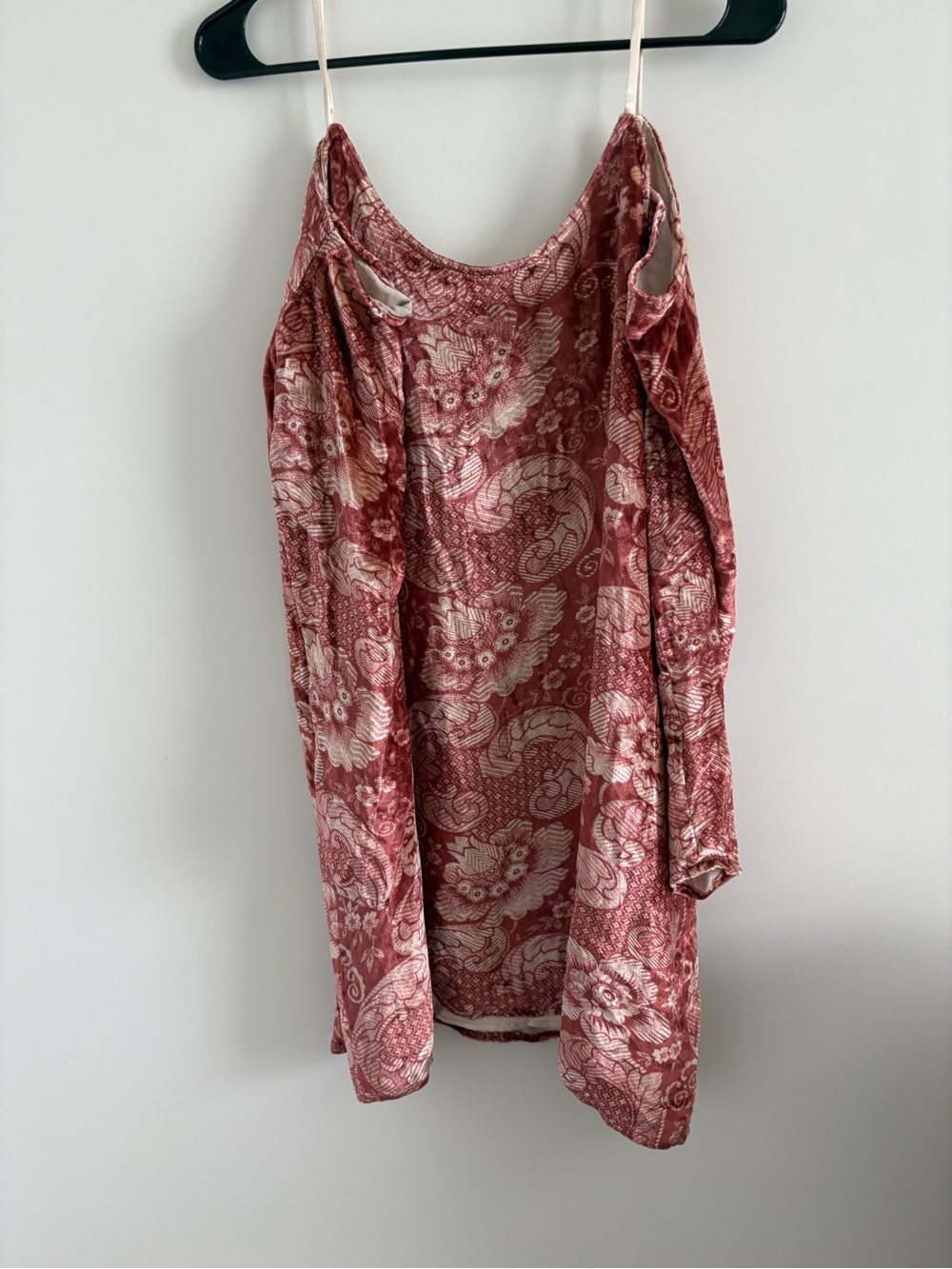 Chaser Dress Velvet Pink Floral Cold Shoulder Mini Long Sleeve A-line Medium
